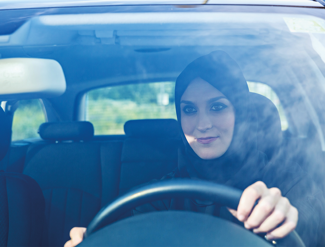 Woman Driving Car Arabic Hijabnews Global Trade Review Gtr